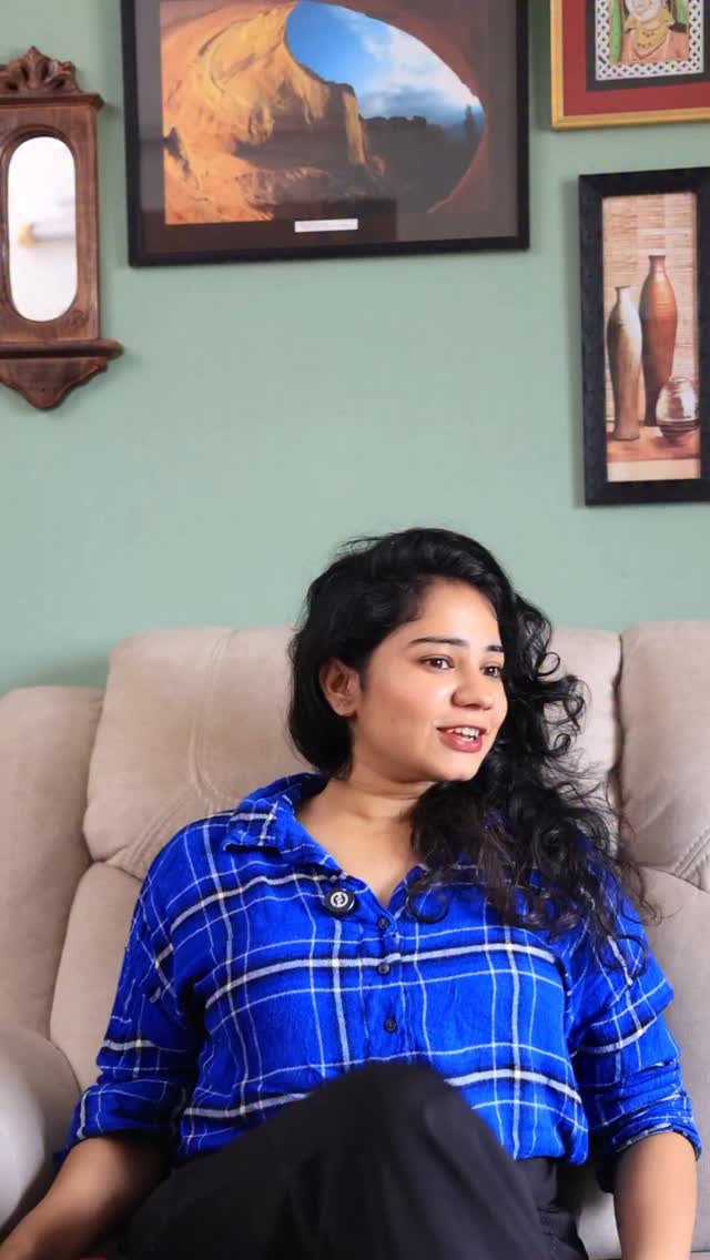 Instagram post by @srimathi_chimu for Goibibo. Caption reads: "What the Flip Sale Alert! 25% Off Flipped To 52%....