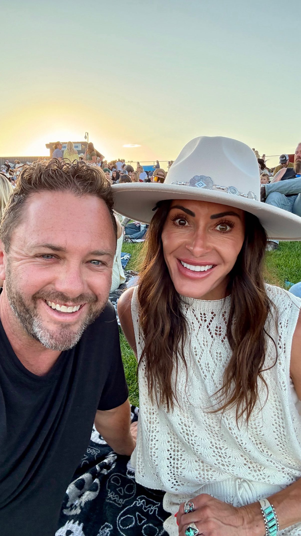 Instagram post by @modestshoppin for PMD Beauty. Caption reads: I keep getting asked about my skin. Here’s a few....