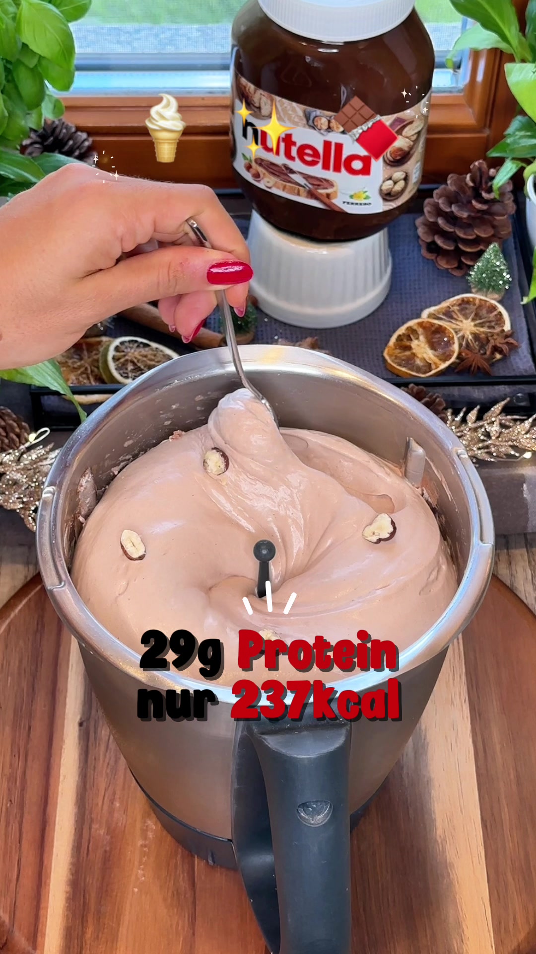 TikTok post by @chrissis.chaoskitchen for More Nutrition. Caption reads: [...] ✨ Anzeige | * von @MORE NUTRITION mit dem....