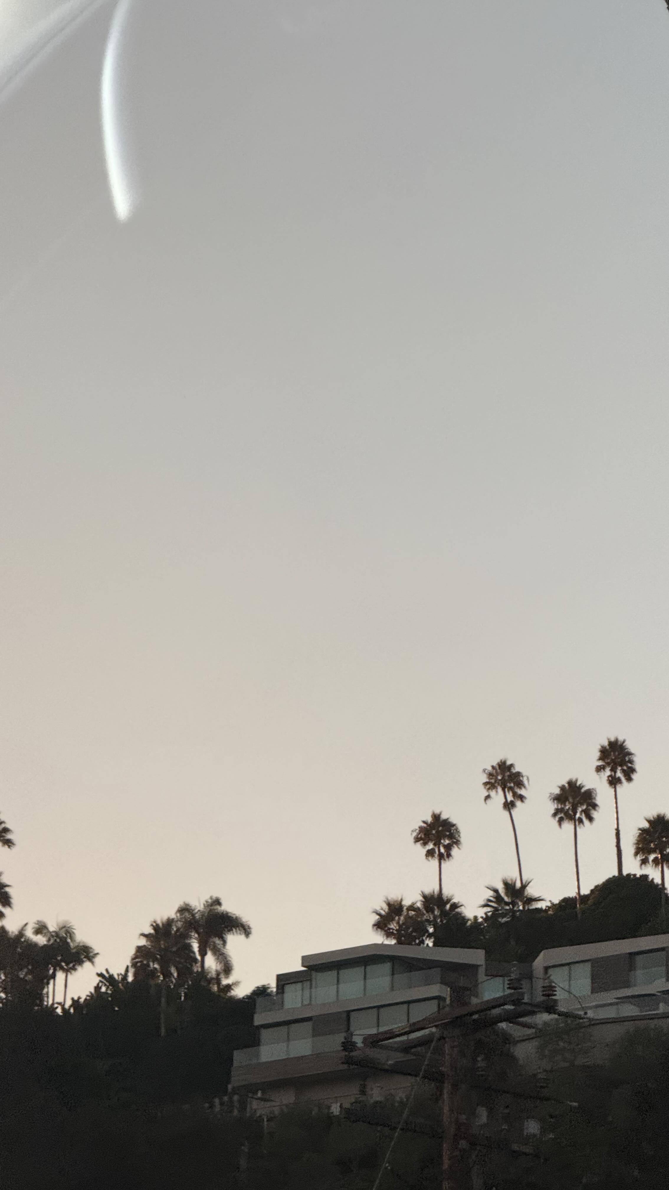 Instagram post by @simmykinns for Aritzia. Caption reads: #aritziapartner @aritzia said fall is calling 🤎....