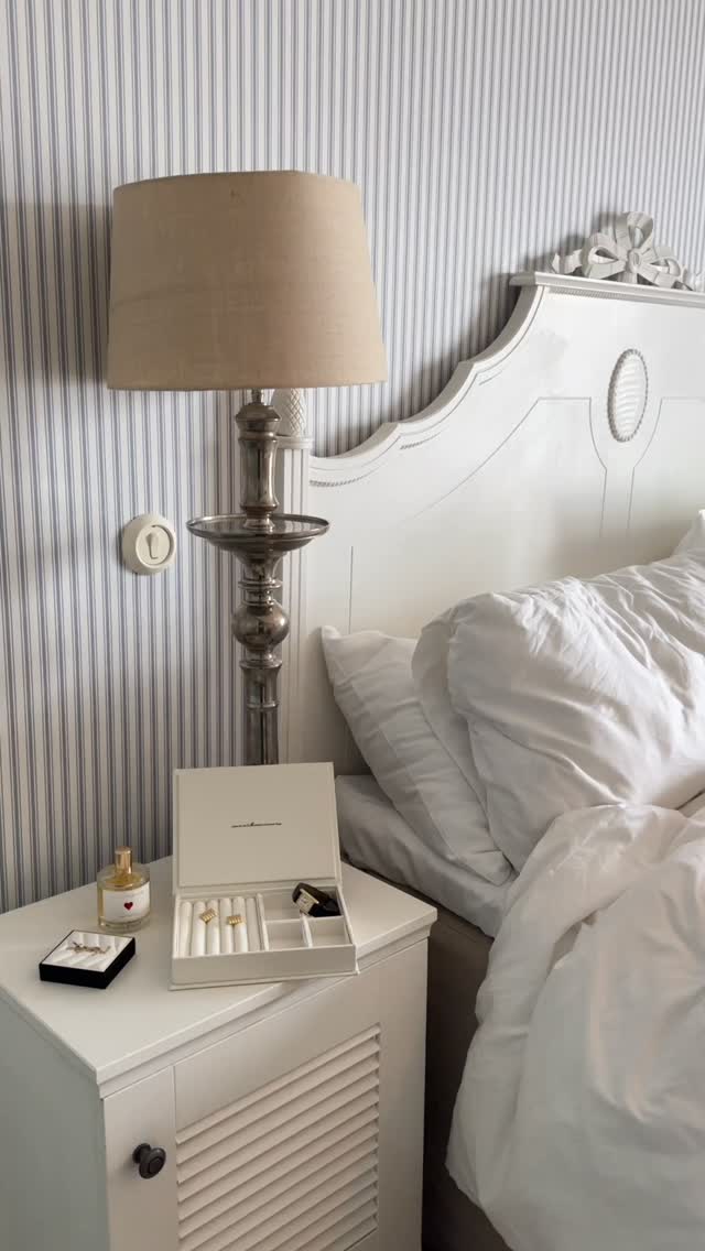 Instagram post by @malmikkelsen for Heaven Mayhem. Caption reads: received the cutest bridal box from @heavenmayhem_....