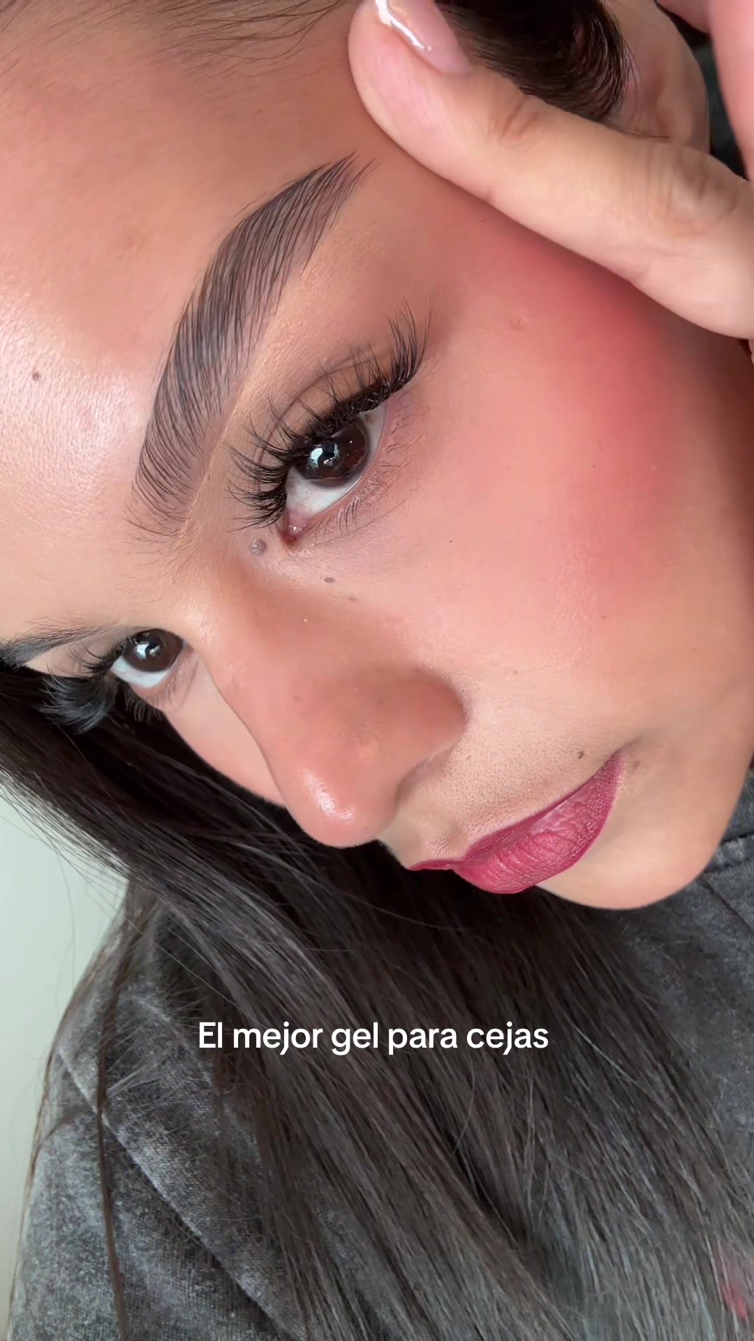 TikTok post by @delacruzmariely for HECI Beauty Makeup. Caption reads: [...] TokCreatorSearchInsightsIncentive||@HECI....