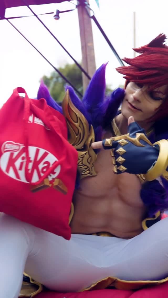 Instagram post by @86thfloorcosplay for KitKat. Caption reads: What’s in the @kitkatgaming gift bag? ❤️....