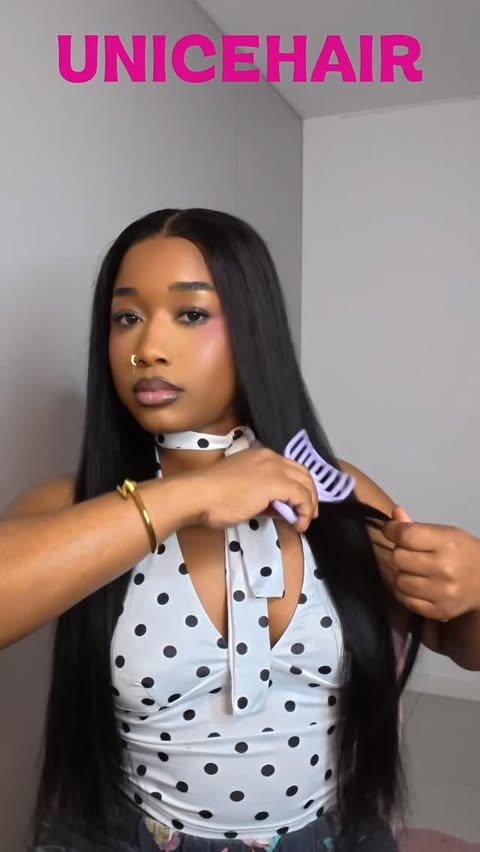 Instagram post by @__saahiraa__ for UNice Hair. Caption reads: [...] code promo: UNF15, jusqu’à 15% off....