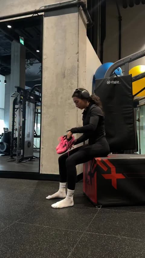 Instagram post by @workoutwithgina for Reebok. Caption reads: [...] Exactly what I want in a training shoe.....