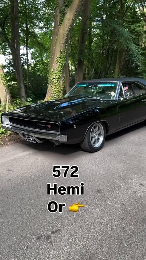 Instagram post by @moparunity for Mopar. Caption reads: ✔️Use&Follow #moparunity 🏁 

🏎️:....