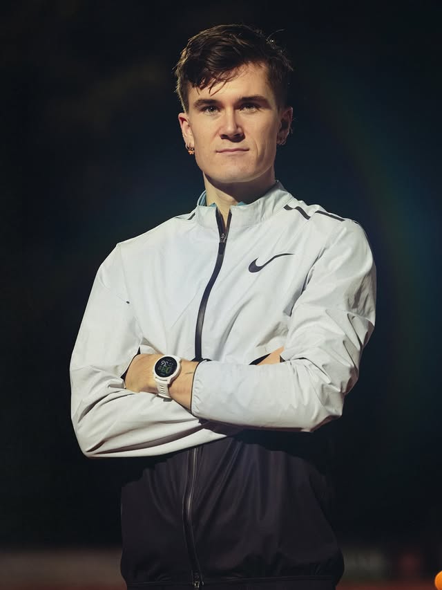 Instagram post by @jakobing for COROS. Caption reads: There’s no secrets to my training💪 Consistency....