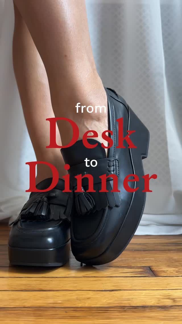 Instagram post by @touch.of.red for Aerosoles. Caption reads: Office hours to after hours, these loafers keep....