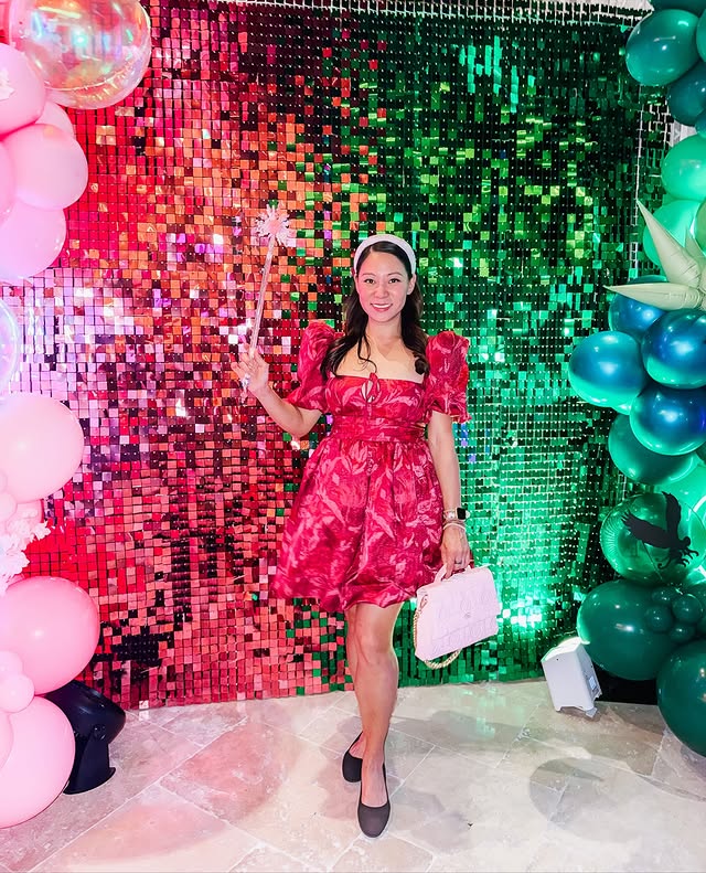 Instagram post by @a.magical.life.for.me for Lug. Caption reads: [...] and I’m still beaming from the gorgeous....