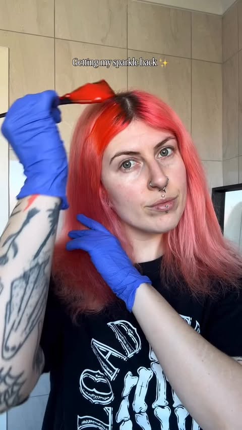 Instagram post by an influencer for Arctic Fox Hair Color. Caption reads: [...] & Sunset Orange from @arcticfoxhaircolor....