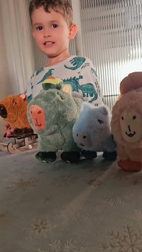 Instagram post by @madaraveanu for Capy Era. Caption reads: #ad 

Capybara meeting = instant happiness!....