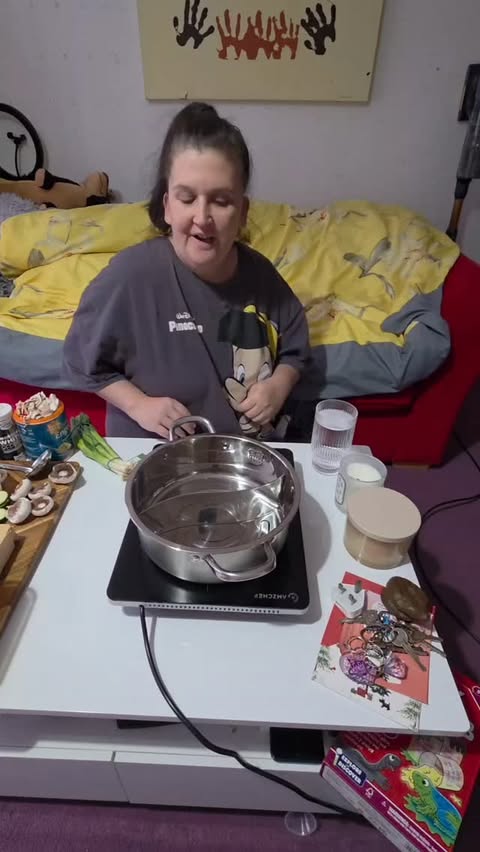 Instagram post by @myersfamilyvlogs for AMZCHEF. Caption reads: I treated myself to a Chinese hotpot pan for....