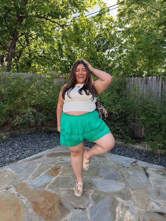 Instagram post by @_justcallmealo_ for BEARPAW. Caption reads: Surviving the Texas heat in my @bearpawshoes....