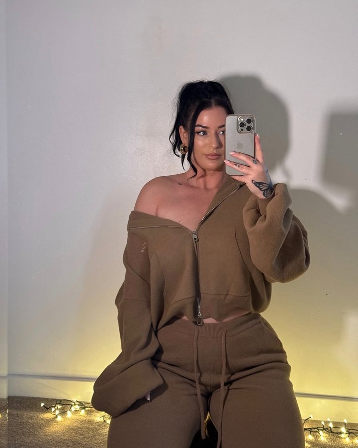 Instagram post by @sxphiemxi for Mars The Label. Caption reads: Comfort over everything 🤎 

@marsthelabel....