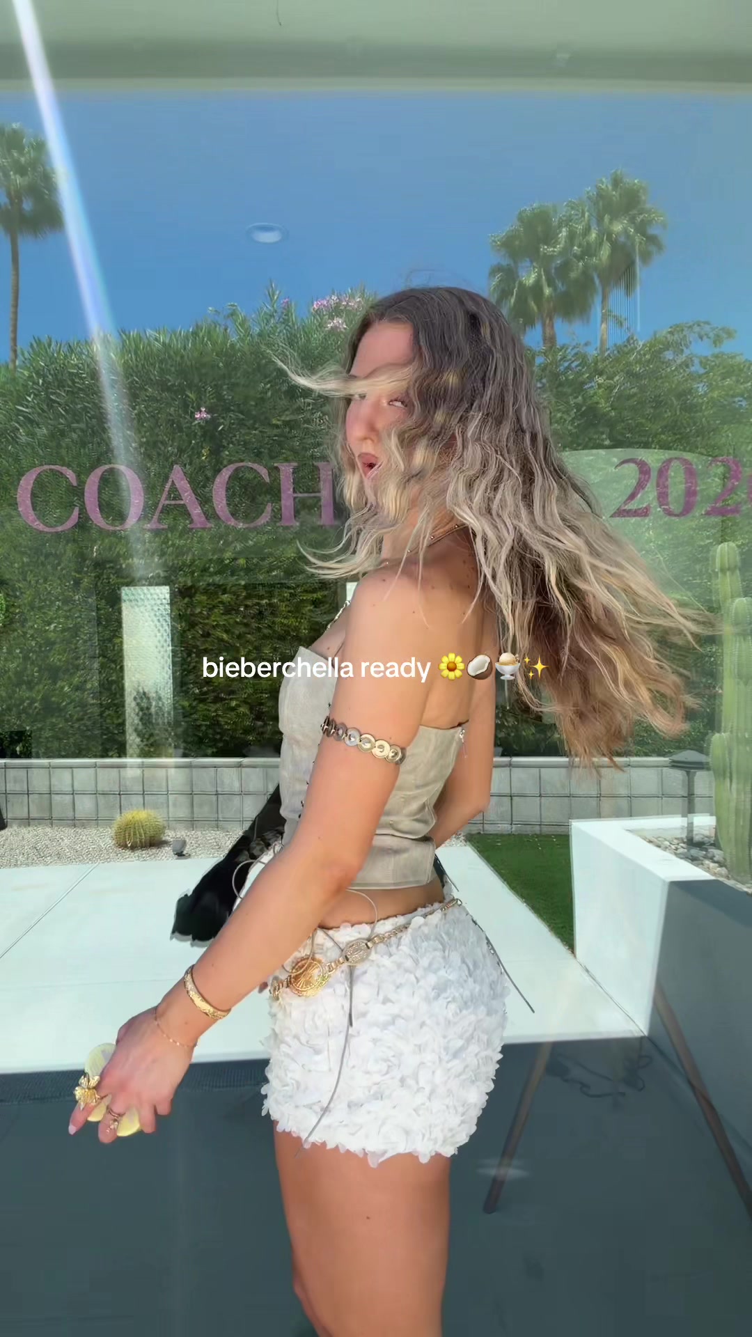 TikTok post by @juliabelzaa for daisebeauty. Caption reads: coachella day 2 with @daisebeauty <33 ad.