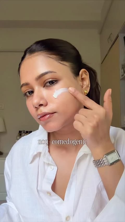 Instagram post by @priyaaxb for La Shield. Caption reads: [...] by so many, trusted by dermatologists,....