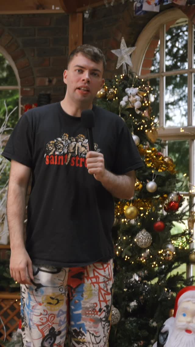 Instagram post by @meditationsfortheanxiousmind for Back Market. Caption reads: A gift-giving guide for w*nkers @backmarket #ad....