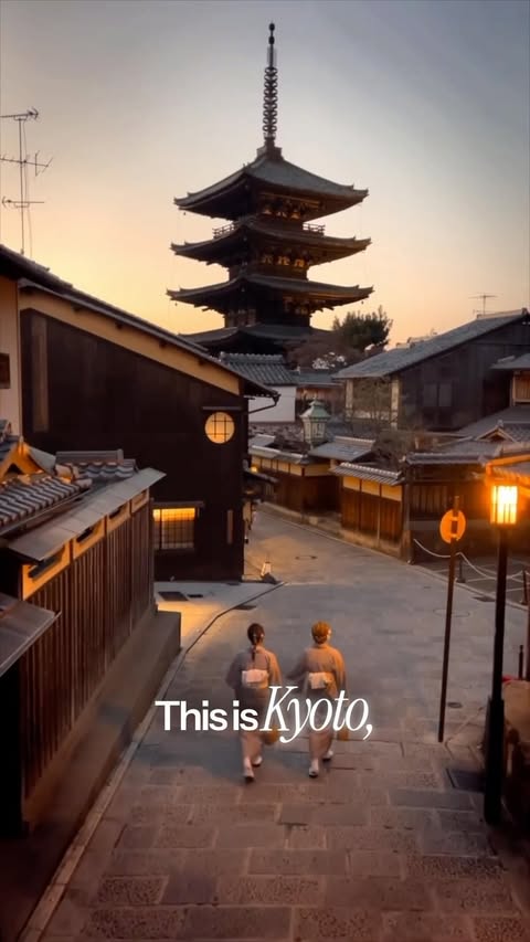 Instagram post by @jerometraveller for Expedia. Caption reads: #ExpediaAmbassador This is the Kyoto most people....