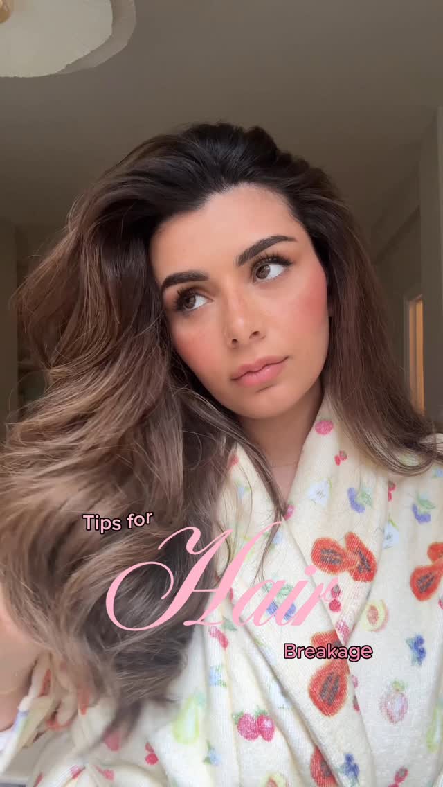 Instagram post by @sarah.naja for ARKIVE HEADCARE. Caption reads: [...] for hair breakage ✨ I’m using the....