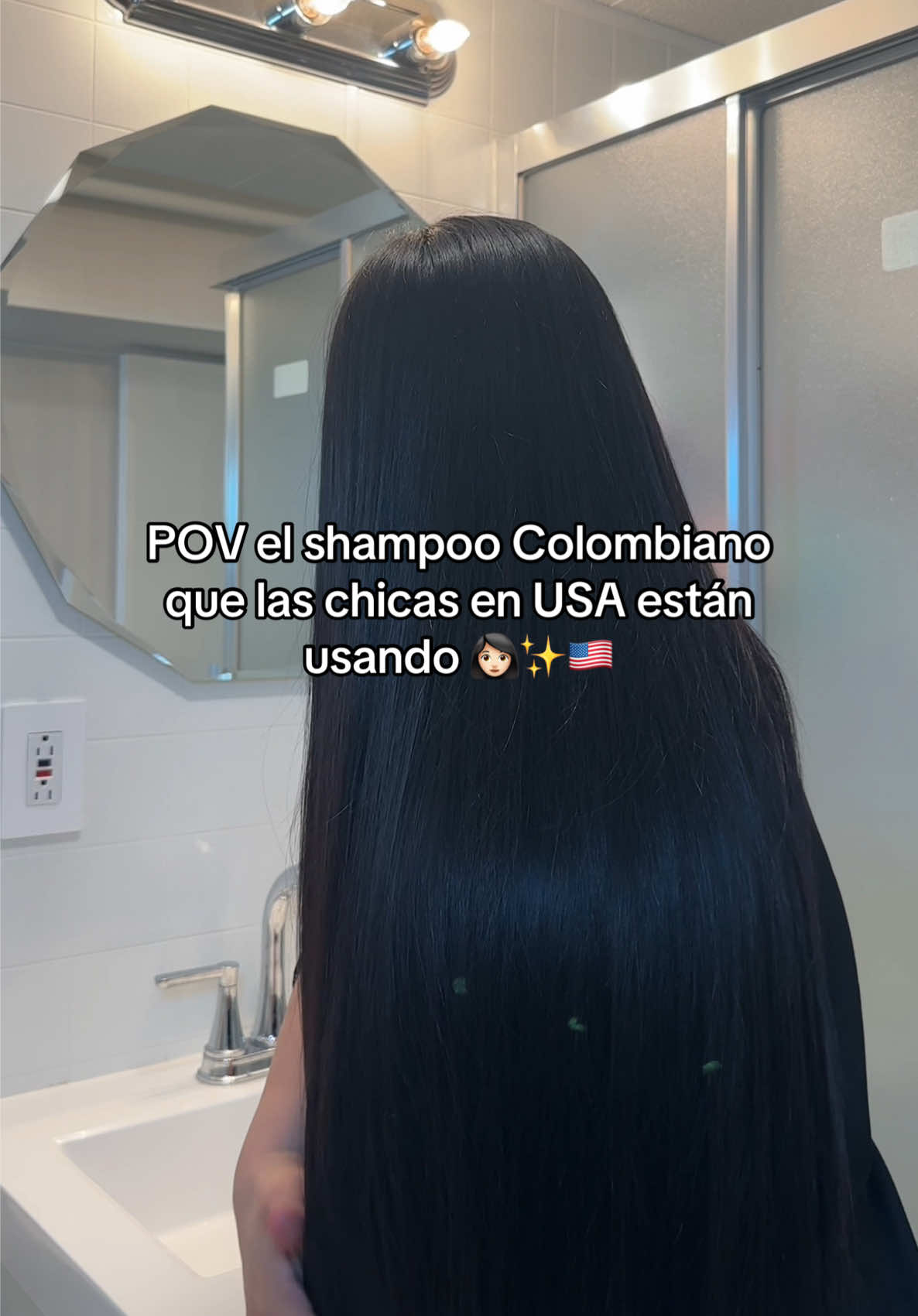 TikTok post by @marcegarcia1222 for Natural Sant México. Caption reads: POV el shampoo Colombiano que las chicas en USA....