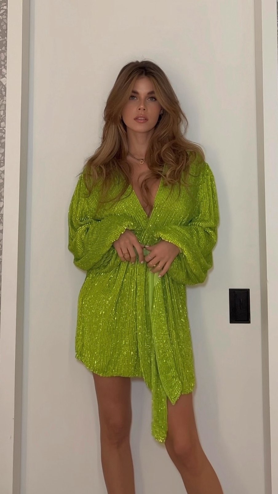 Instagram post by @constanzeaurelia for RETROFÊTE. Caption reads: 1997 ✨🤍 *Ad.