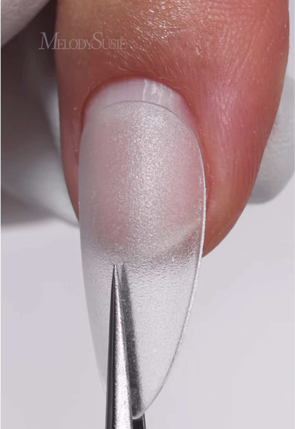 TikTok post by @nailsbyschimanskide for MelodySusie. Caption reads: Cr. @melodysusie #nägel #nails .