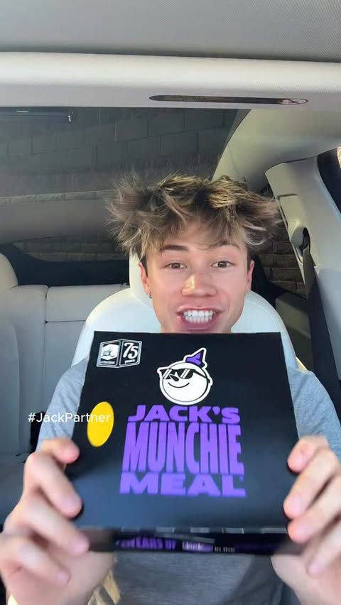 Instagram post by @ashtonheroo for Jack in the Box. Caption reads: This Meal @jackinthebox Changed My....