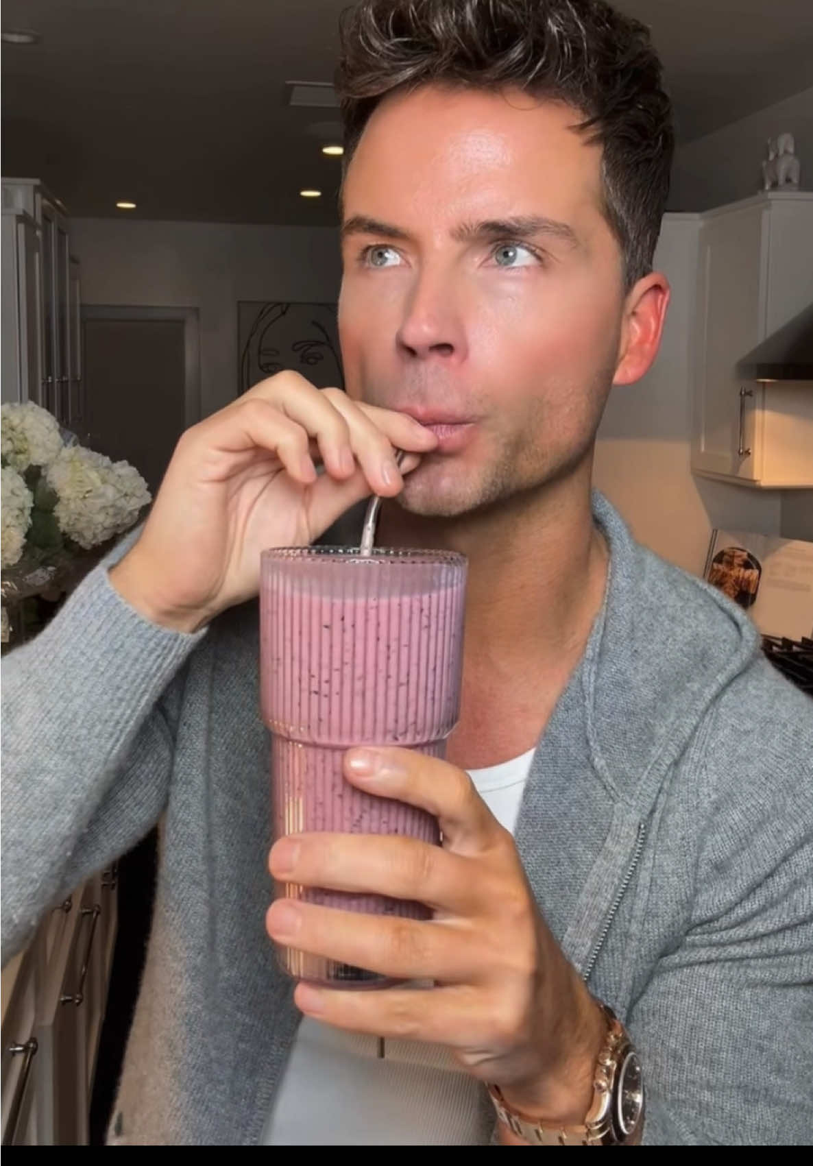 TikTok post by @bobbyboydliving for Barlean's. Caption reads: [...] #supplements #supplementsthatwork @Barlean's.