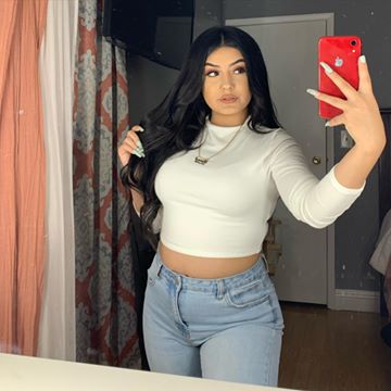 Instagram post by @brianapalomaress for Charlotte Russe. Caption reads: I’m doing great, wbu ? Happy Friday babes!! Make....