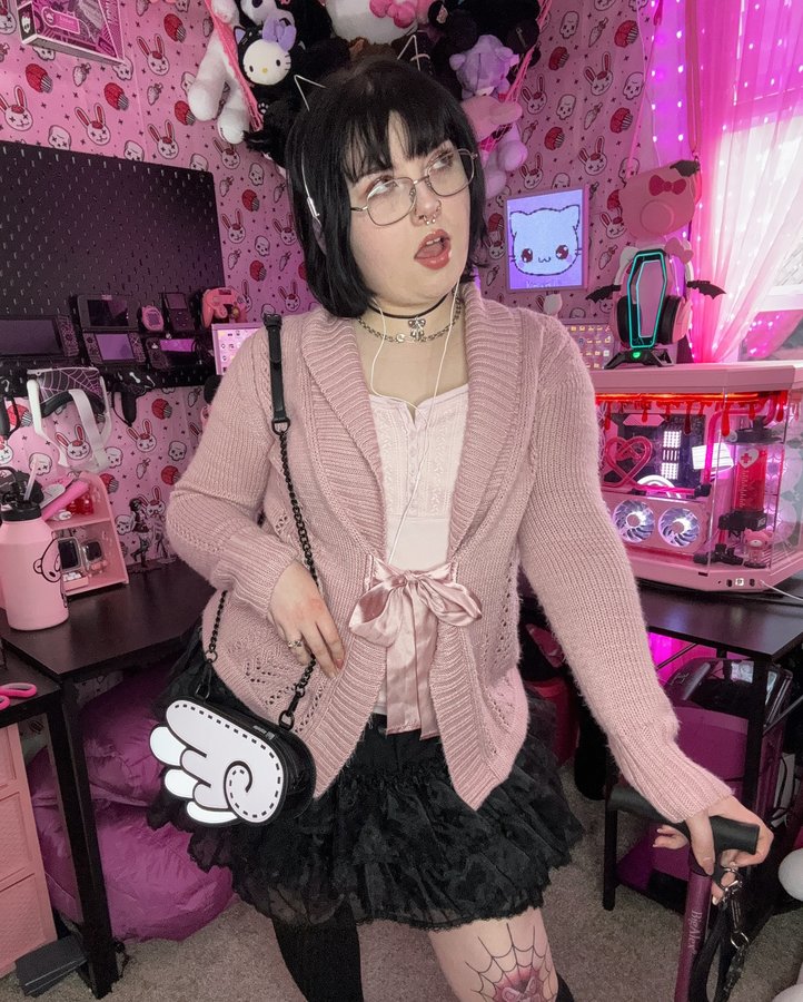 Instagram post by @v4mpire.doll for JumpFromPaper. Caption reads: [...] Cupid 🪽💕
“Cupid” bag sent to me by....