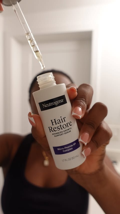 Instagram post by @ms.jassenta for Neutrogena. Caption reads: [...] time washing my conrows and with @neutrogena....