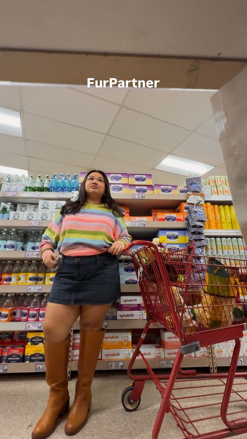 Instagram post by @laurenlicup for Fur You. Caption reads: get dressed and spend the day with me and @fur_you....