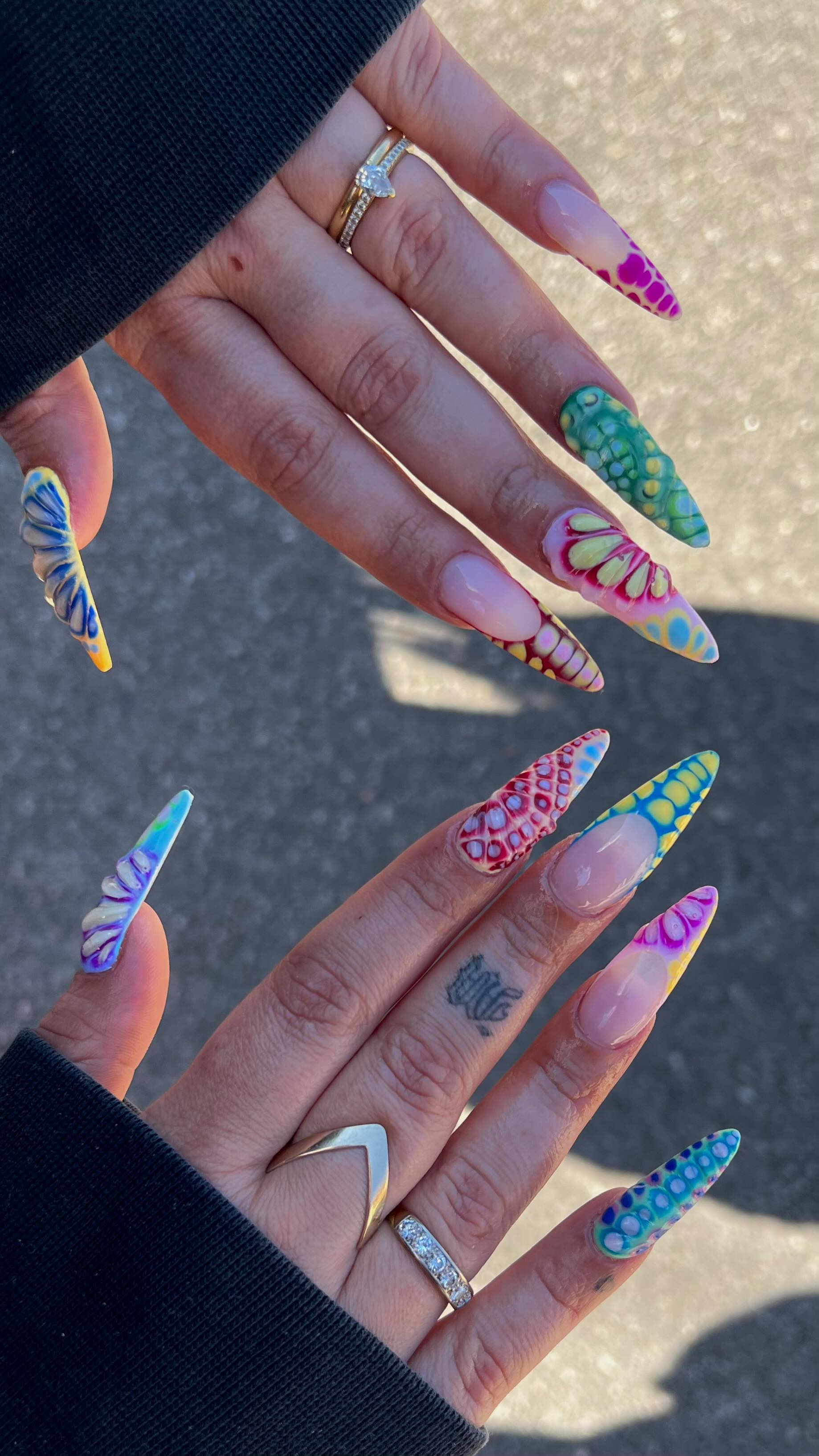 Instagram post by @_beautbybee for Madam Glam. Caption reads: Drippin’ in colour ❤️💙💛💚

Using @madam_glam Gel....