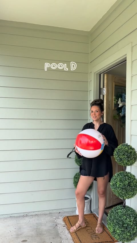Instagram post by @kacidriggers for JonnyPops. Caption reads: family pool day ☀️👙⛱️ @jonnypops pops are our....