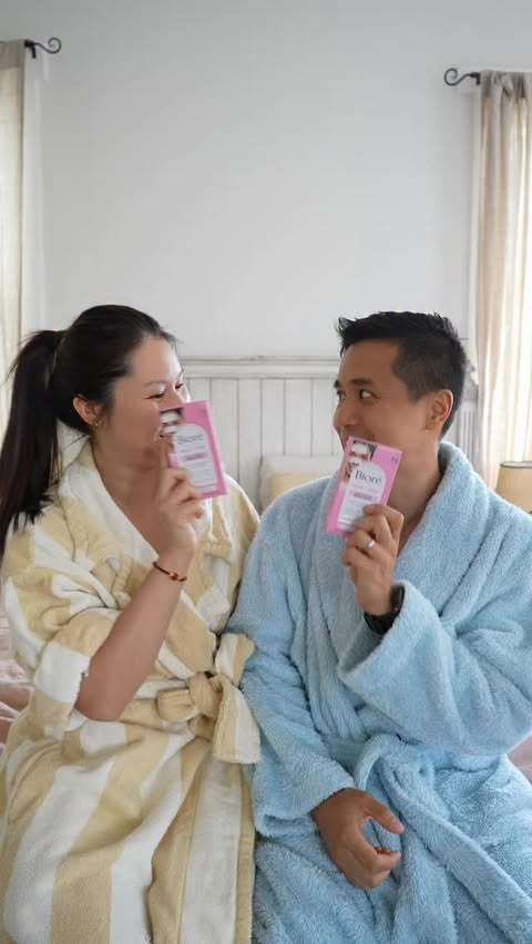 Instagram post by @alanagracewu for Bioré. Caption reads: [...] 😌

We’ve reached pore purity thanks to....