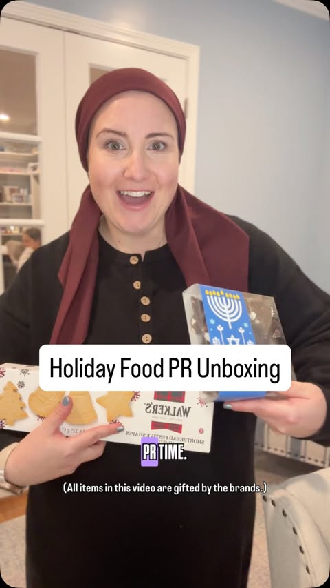 Instagram post by @alyssagoldwater for Baked by Melissa. Caption reads: I love sharing different businesses to help spread....