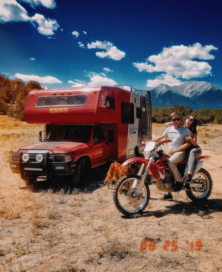 Instagram post by @sirdrifto for Quantum Squares. Caption reads: Sunday Funday, back on the road exploring....