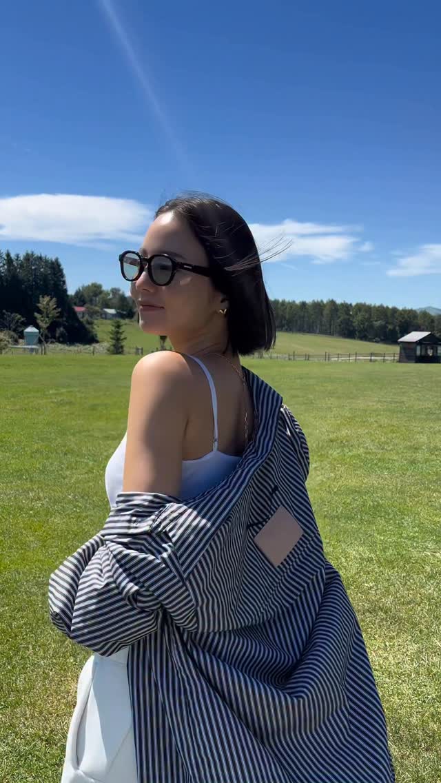 Instagram post by @nanami023 for UNOVE Japan. Caption reads: hair care🫶🏻
UNOVE/アノブ 
ディープダメージトリートメントEX....