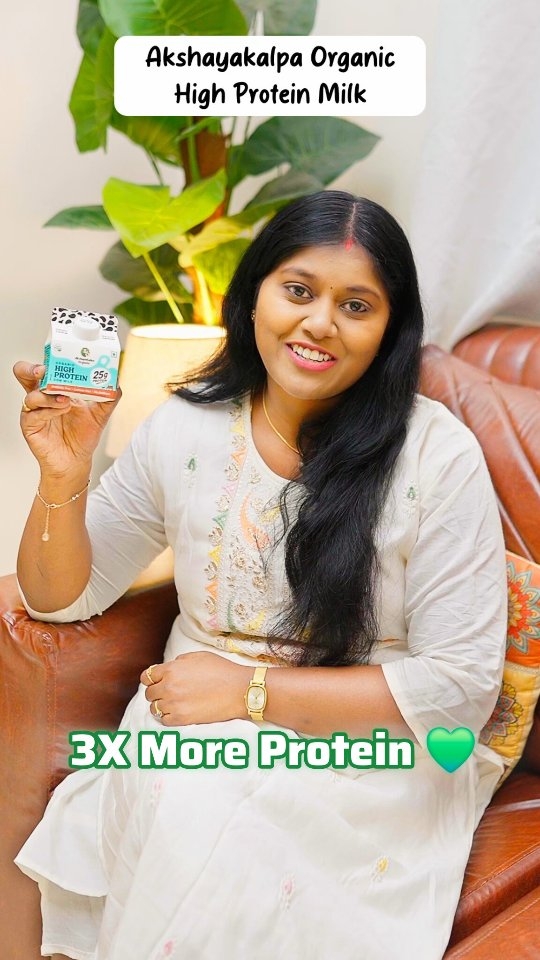 Instagram post by @hema.gayatri for Akshayakalpa Organic. Caption reads: Every mom runs her own marathon before sunrise,....