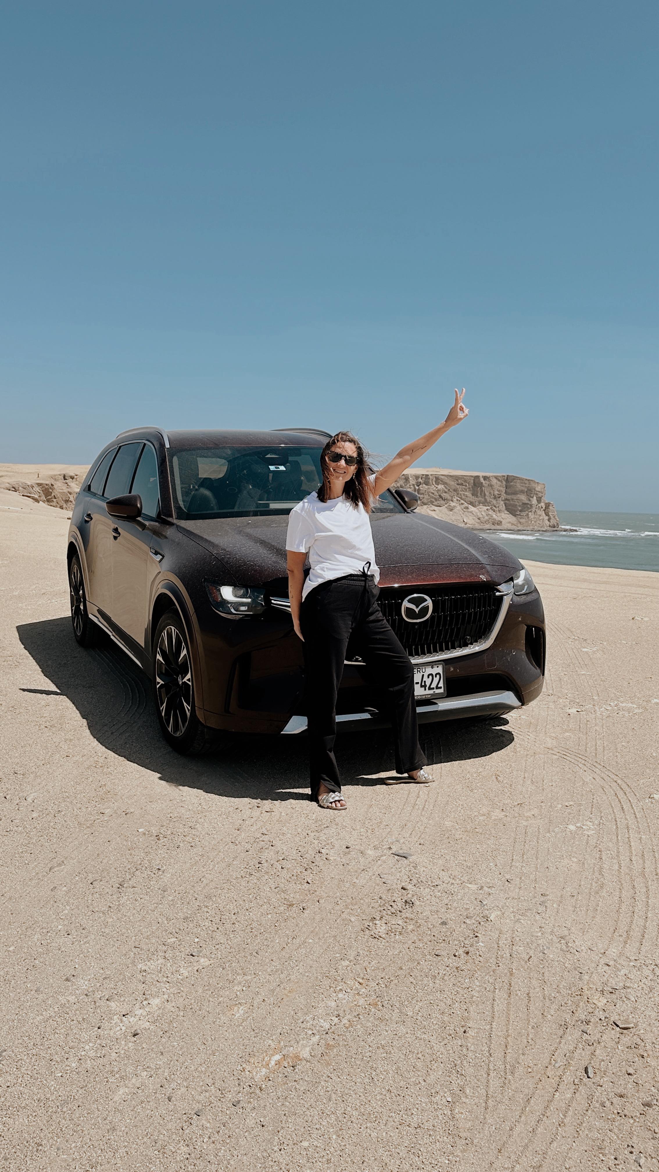 Instagram post by @natibourchier for Mazda. Caption reads: Mi @mazdaperu CX90 nos acompaña en todos nuestros....