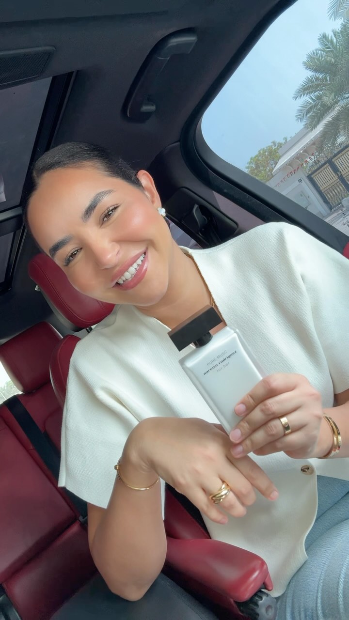 Instagram post by @simplysabeel for narciso rodriguez. Caption reads: I think I found my summer perfume from....