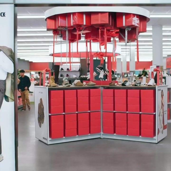 Instagram post by @steffy for Famous Footwear. Caption reads: SURPRISE!!! I’m on TV! ❤️🎅🏻 you can find me in a....