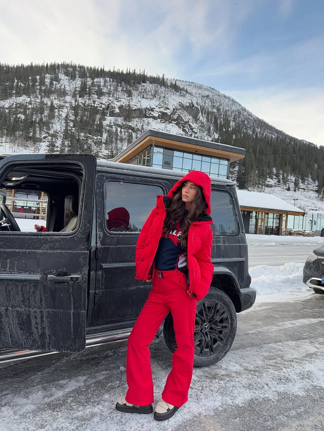 Instagram post by @noragartland for Batiste. Caption reads: [...] From slopes to festive dinner with....