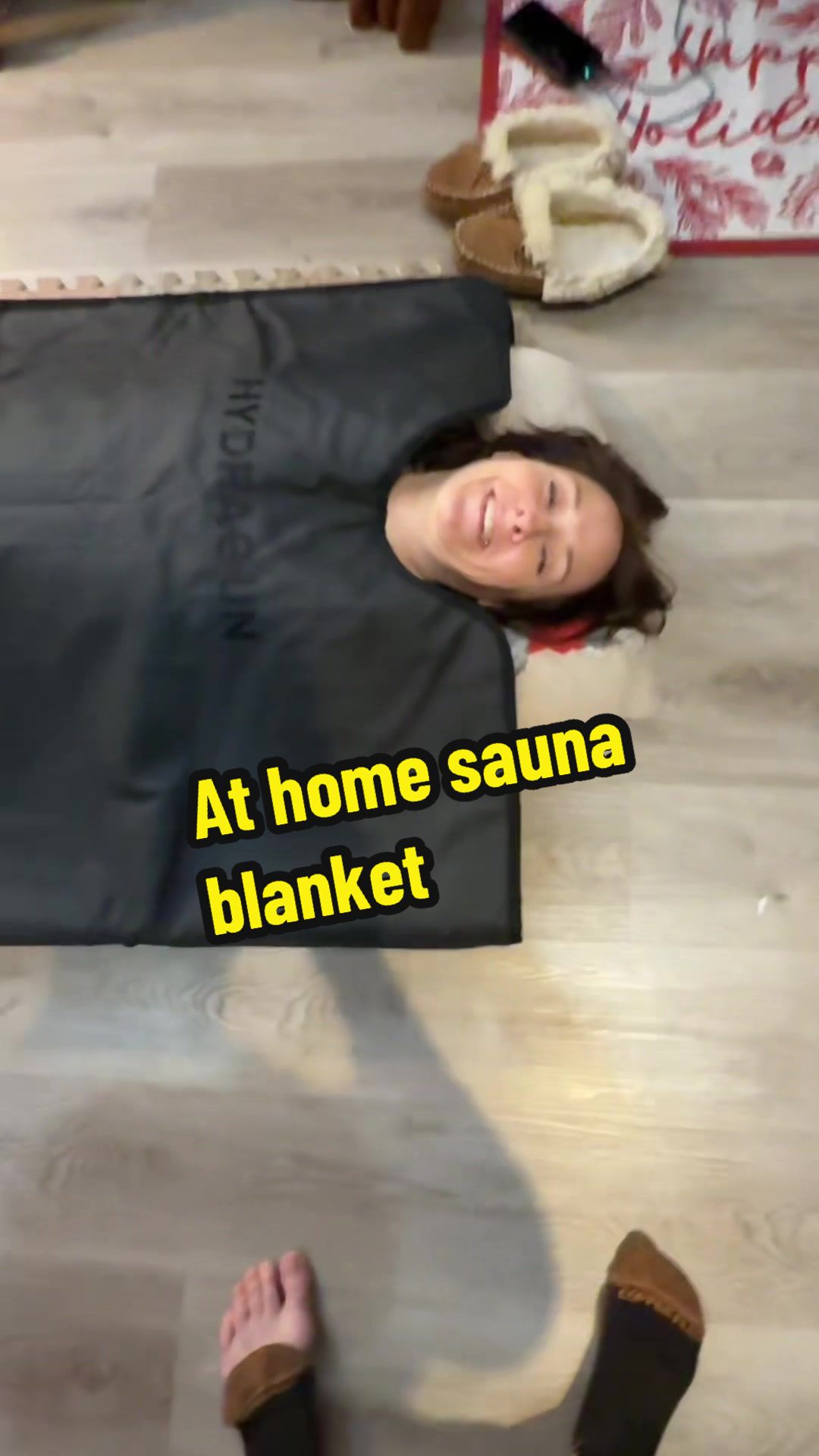 TikTok post by @xennial.ugc for Hydragun. Caption reads: [...] #sauna #farinfraredtherapy @HYDRAGUN.