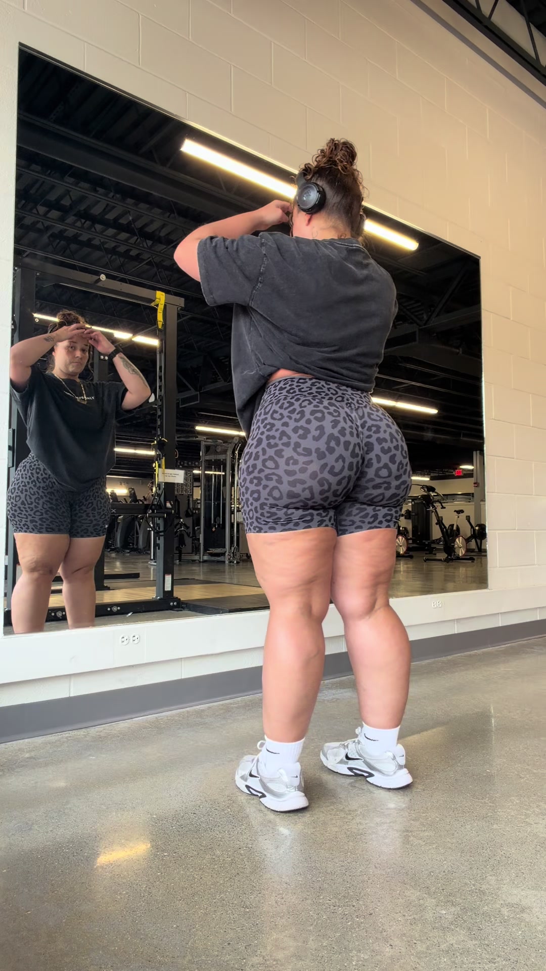 TikTok post by @_shaysanatomy for BRXL. Caption reads: [...] make the rules 🤷‍♀️ #gymtok #gymfit #brxl....