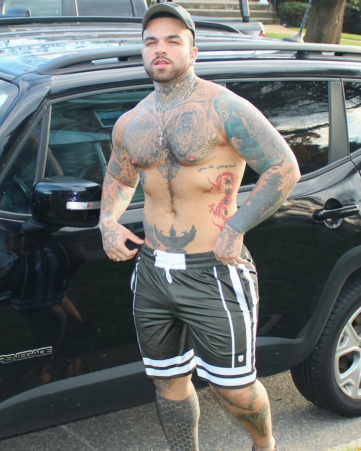 Instagram post by @thiago.morare for Nasty Pig. Caption reads: New season, new attitude. @nastypig.