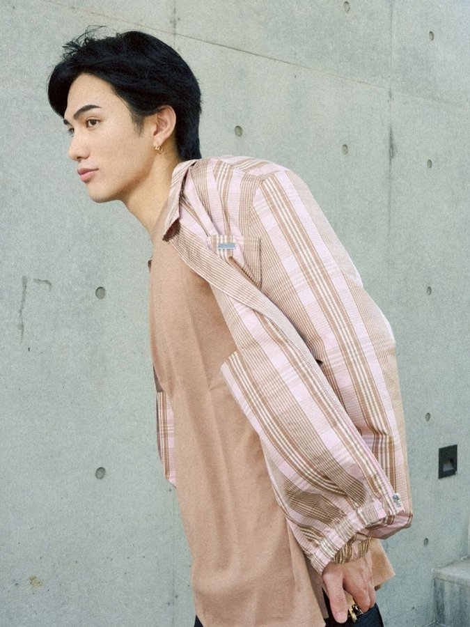 Instagram post by @shuzo___3120 for AMI Paris. Caption reads: Ami Paris、2025年Qixi（七夕節）コレクションを発売💎
–愛と伝統を祝うエクスクル....