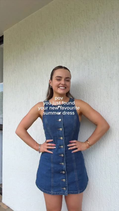 Instagram post by @conagh_kat for Princess Polly. Caption reads: I will be LIVING in this dress all summer 🌺 use....