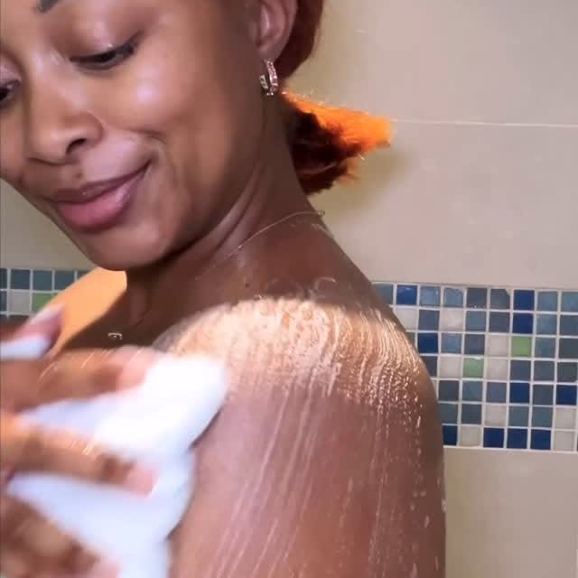 Instagram post by @thebeautybeau for Oishii. Caption reads: #ad Viral nutritional bodycare that’s made with....