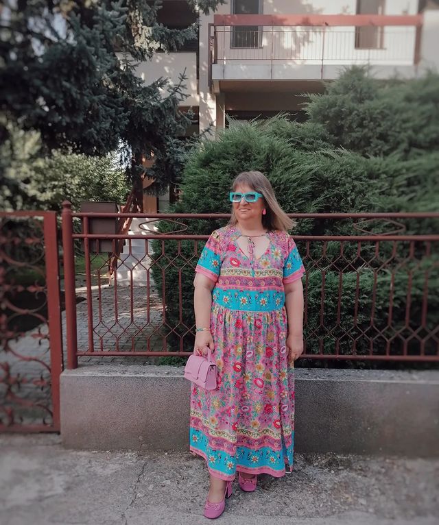 Instagram post by @vesna.markovic66 for Beachsissi. Caption reads: Dress @beachsissi
*gifted #beachsissi....